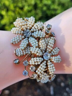 Vintage Faux Pearl Rhinestone Floral Clamper Bracelet Unsigned Miriam Haskell